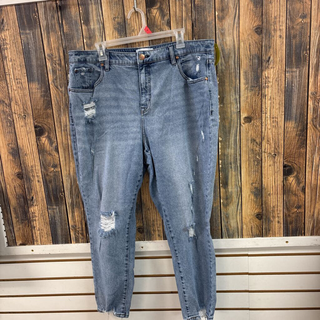 Lane Bryant Light Wash Distressed Jeans Women's Size 18