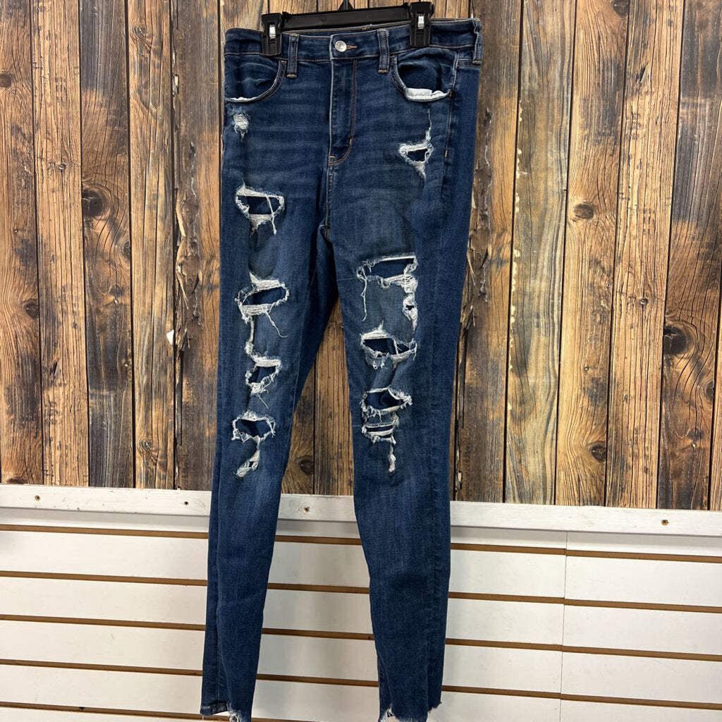 American Eagle Distressed Jeans Women's Size 8