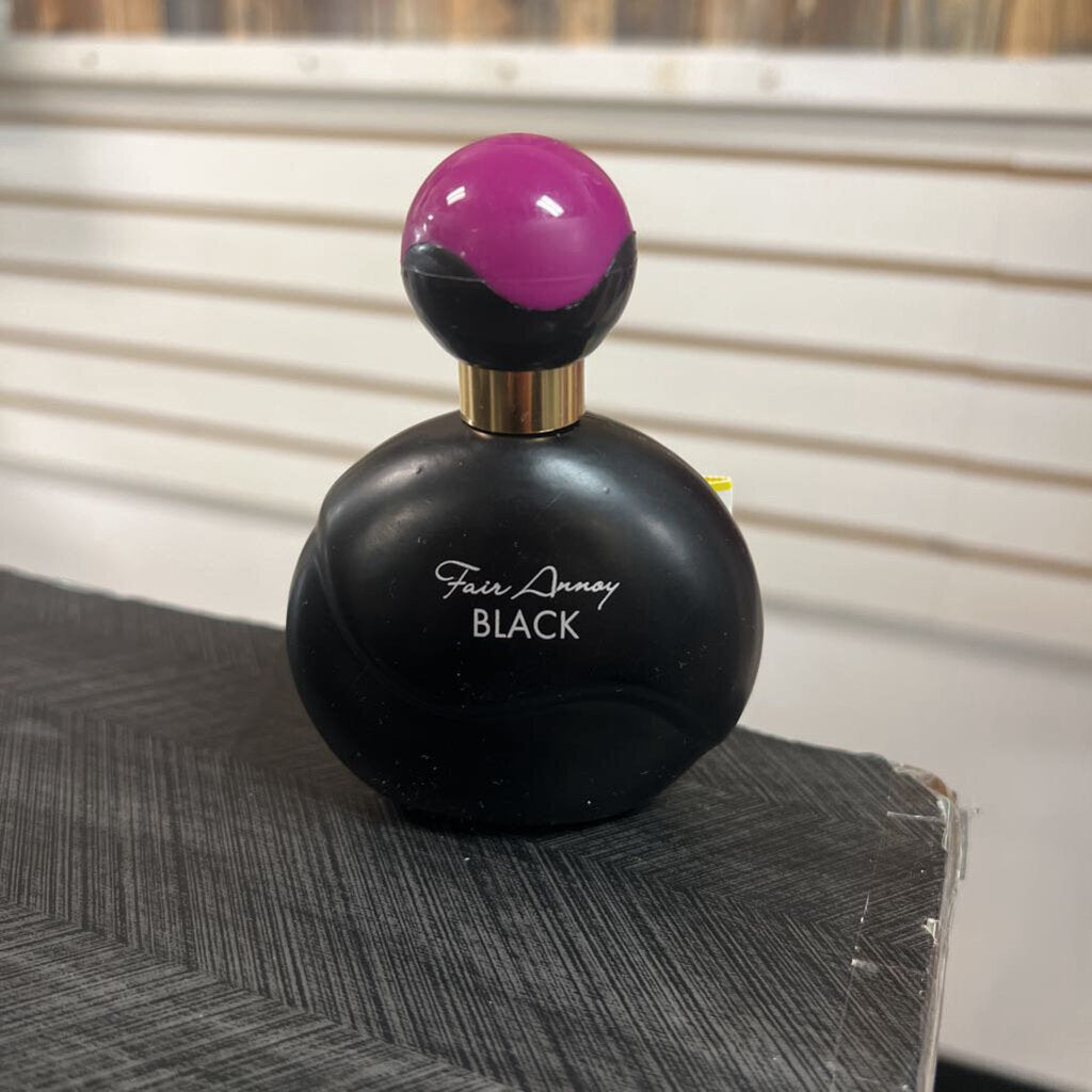 Fair Annoy Black Perfume