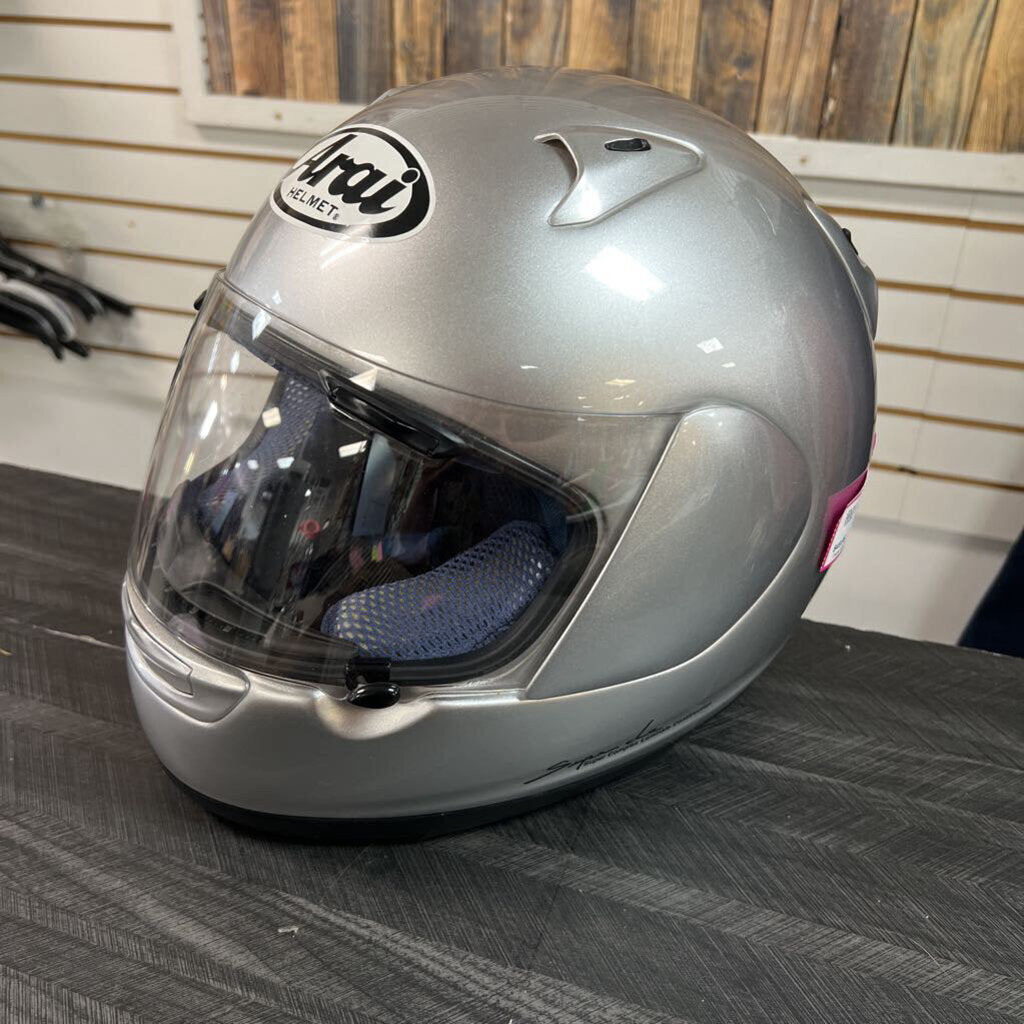 Arai Motorcycle Helmet, Men's L