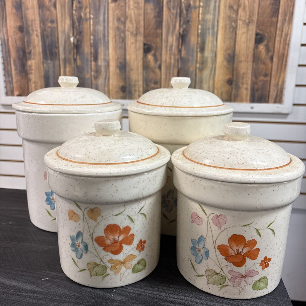 4 Vintage Treasure Craft Canisters w/ Lids - NO SHIP