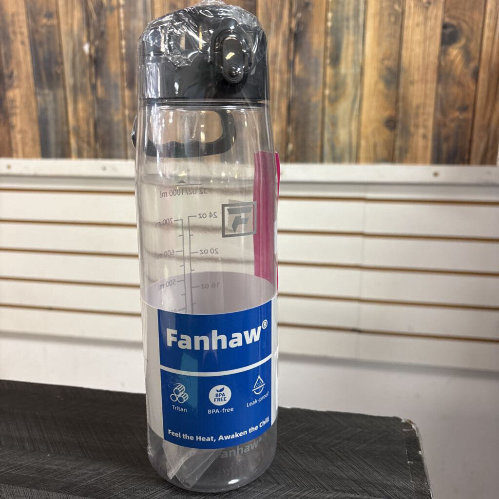 NWT Fanhaw 32 OZ Water Bottle (1)