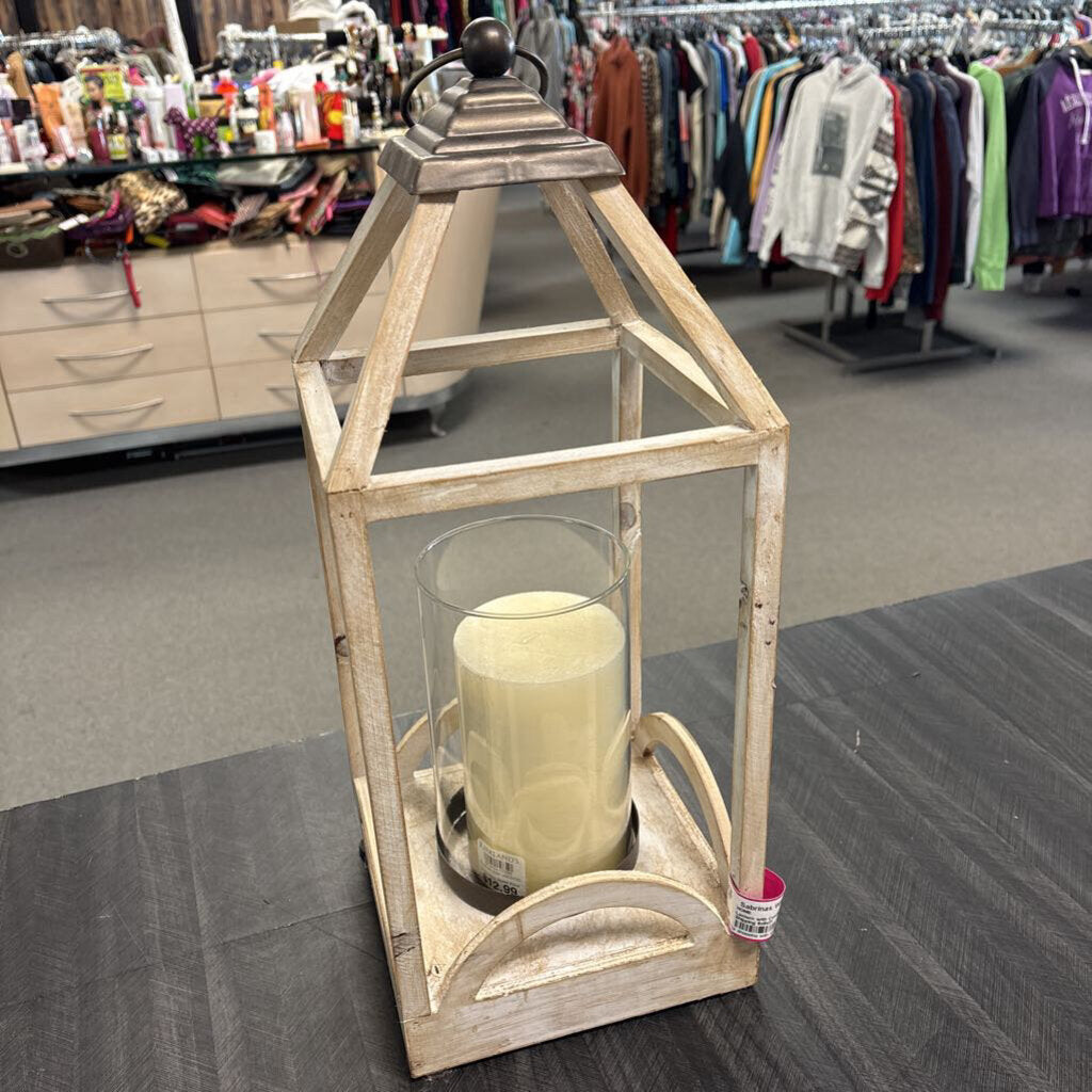 Lantern with Candle, No Shipping 8x8x21
