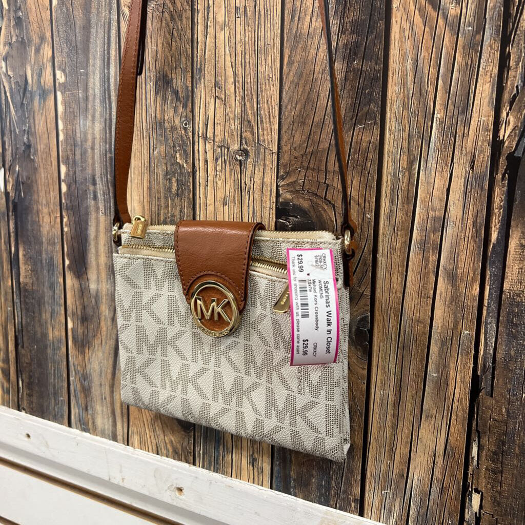 Michael Kors Crossbody 7.5x7in