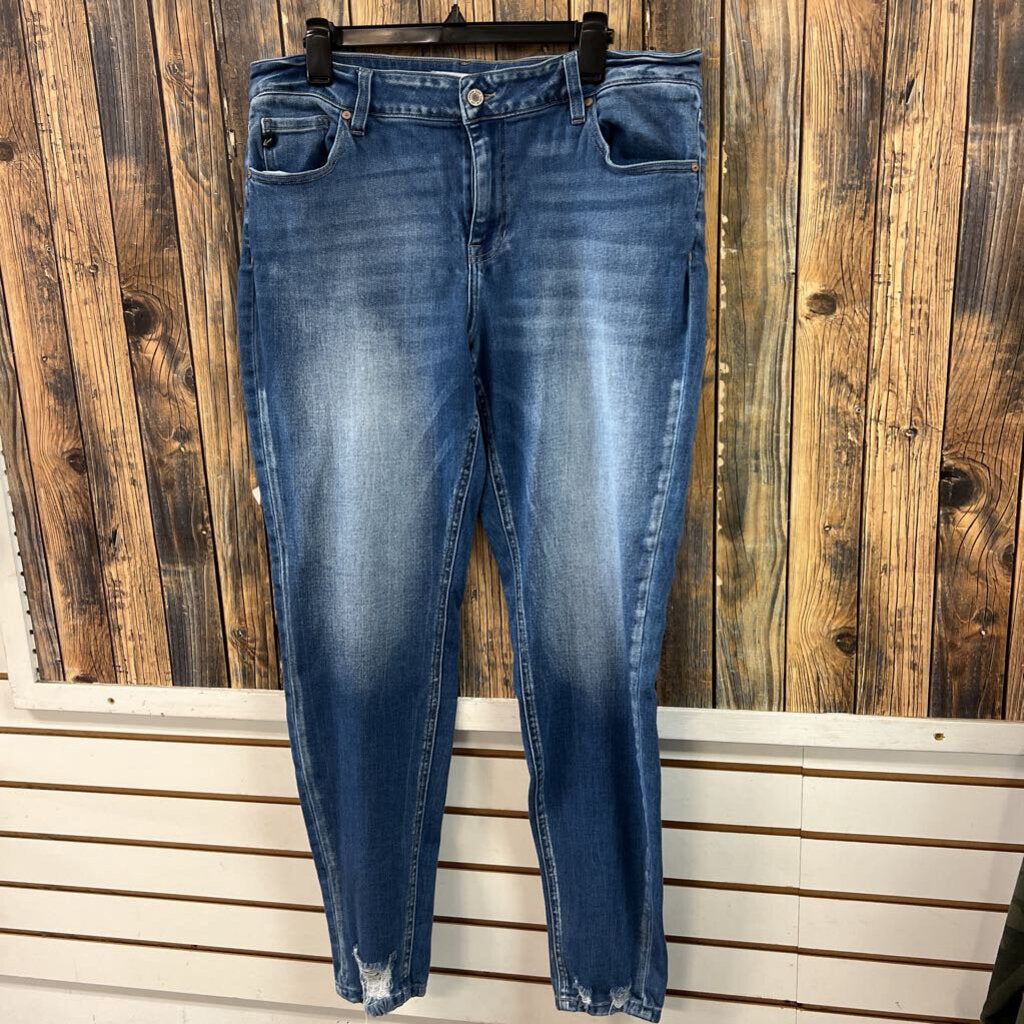 KanCan Jeans, Women's 18 (1)