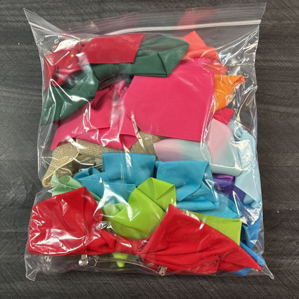 Bag of Assorted Bows (3)
