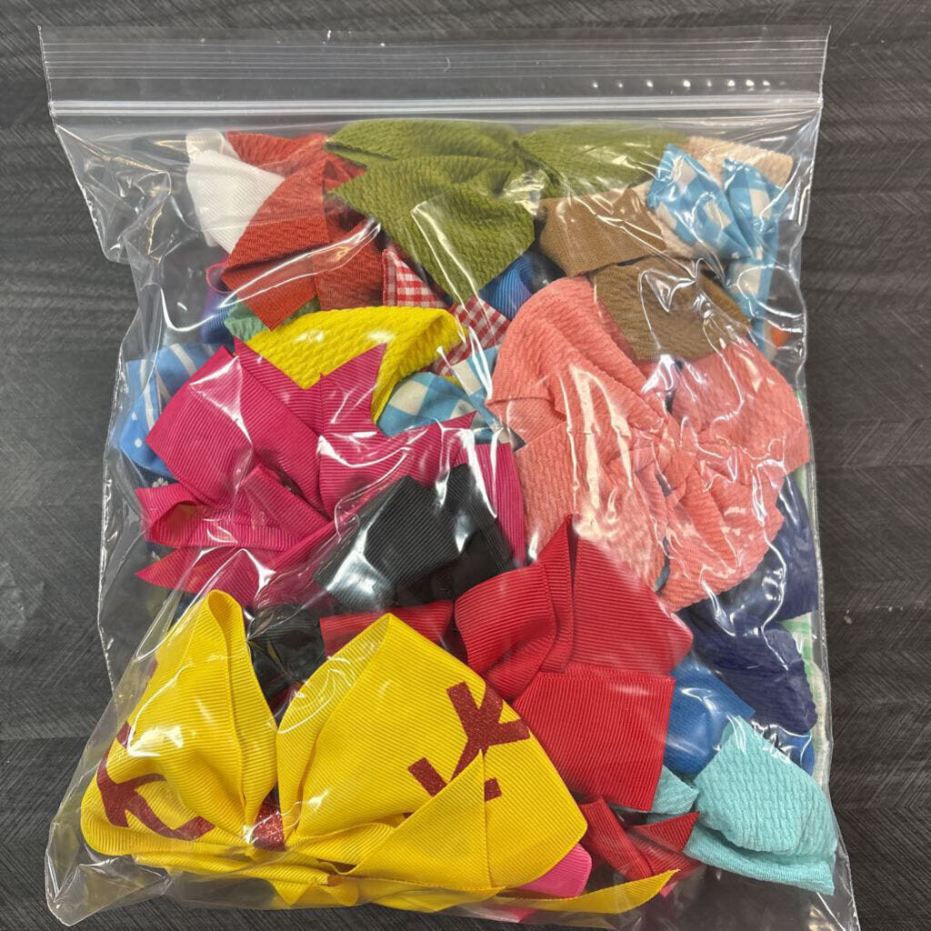 Bag of Assorted Bows (7)