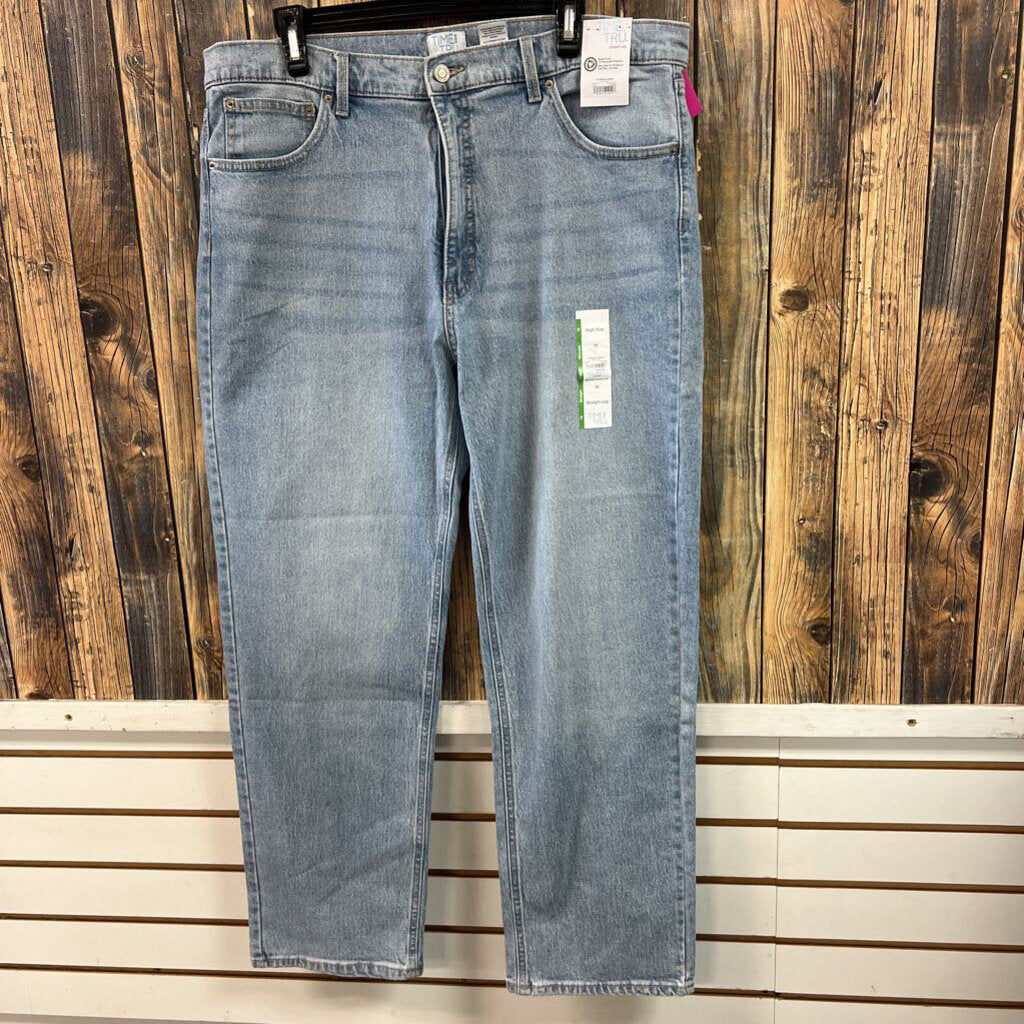 NWT High Rise Straight Jeans, Womens 18