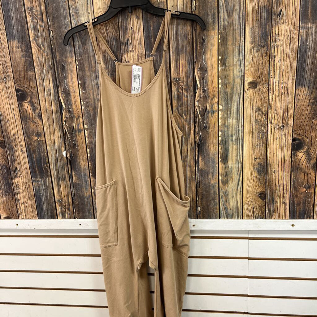 Tan Pocketed Jumper, Womens M
