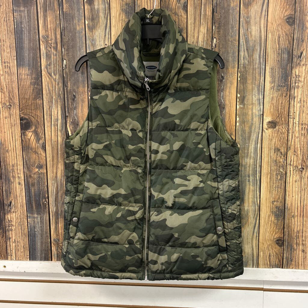 Old Navy Camo Puffer Vest, Womens L
