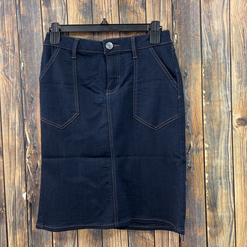 1822 Denim Dark Wash Skirt, Womens 6