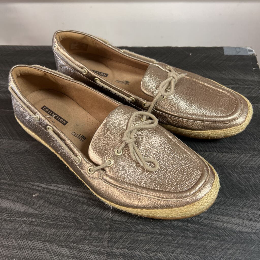 Clarks Gold Shoes, Womens 8