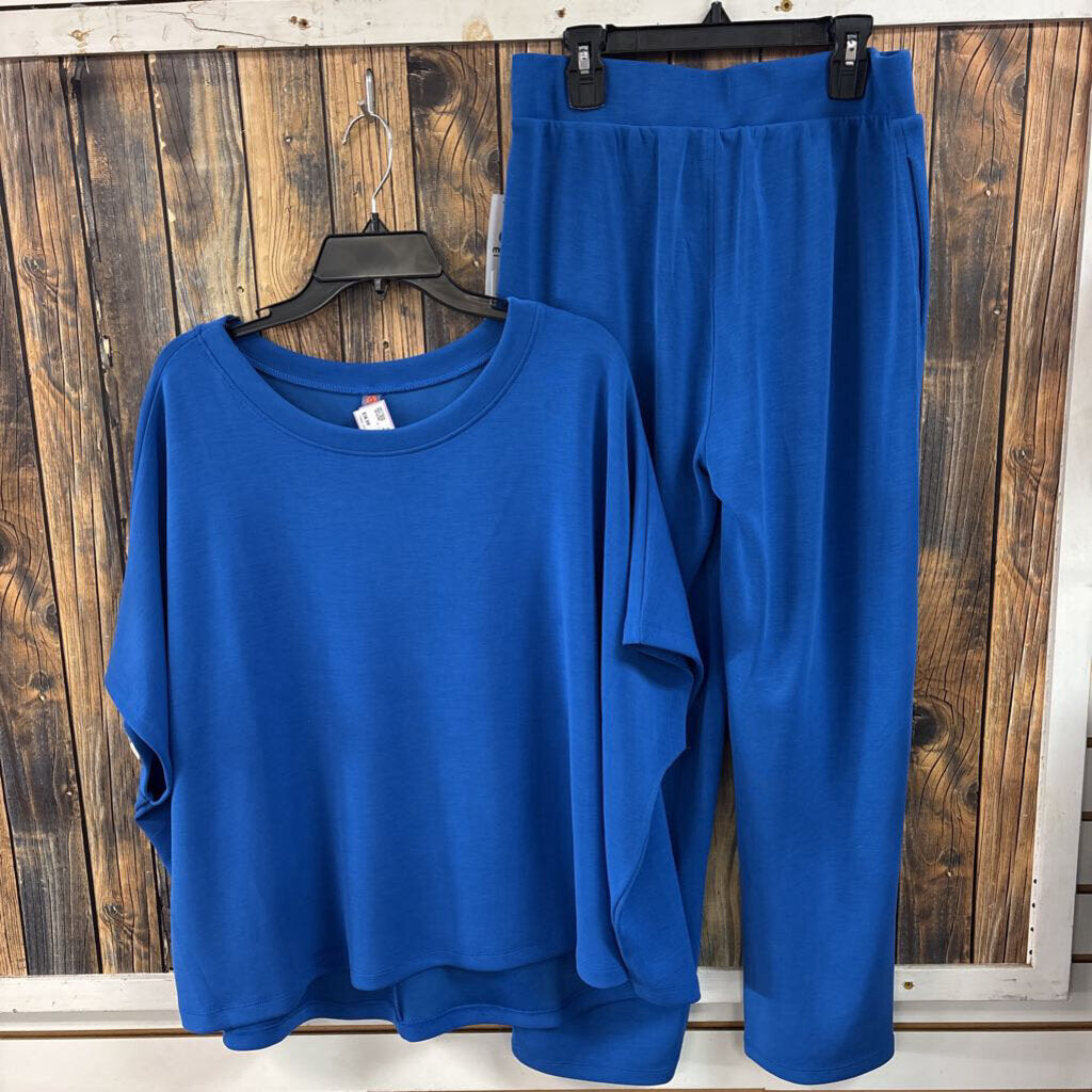 NWT Mono b 2pc Set, Women's M
