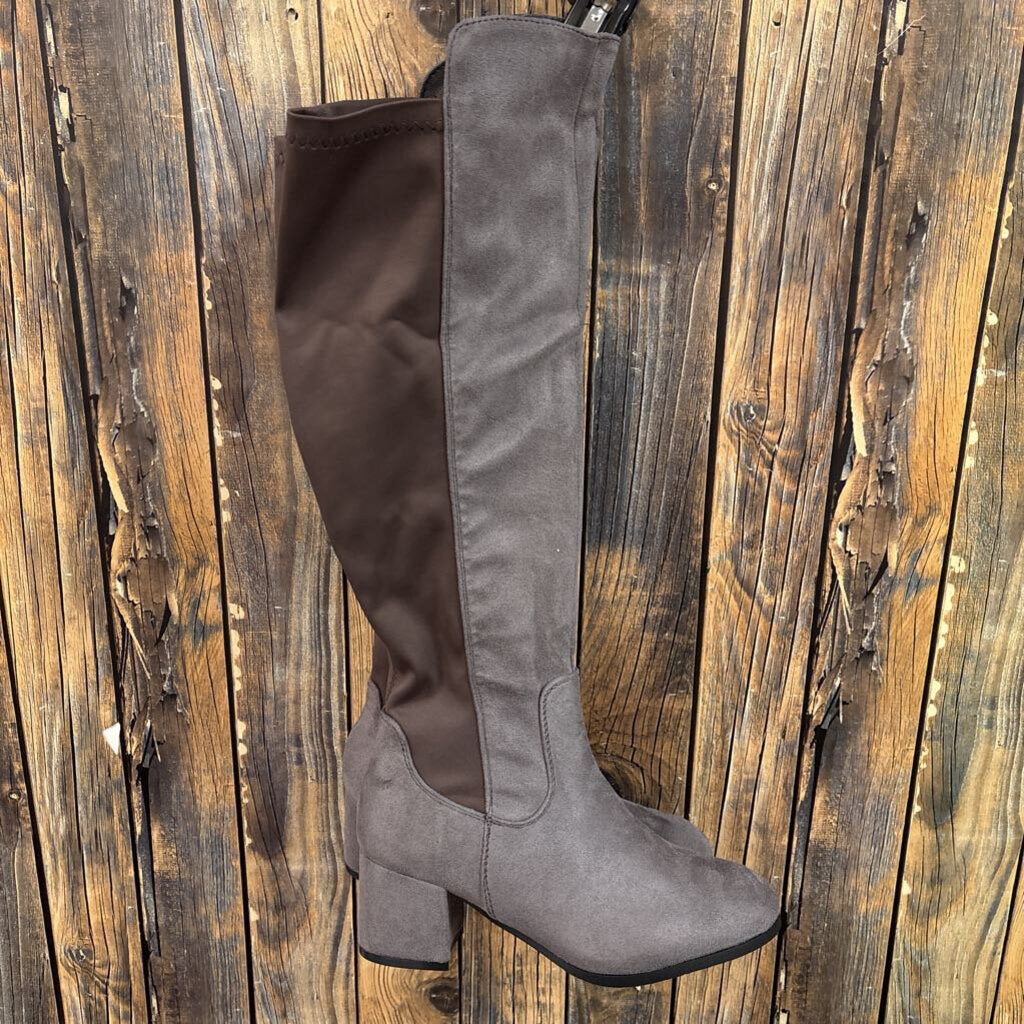 Dream Pairs Grey Boots, Womens 5.5
