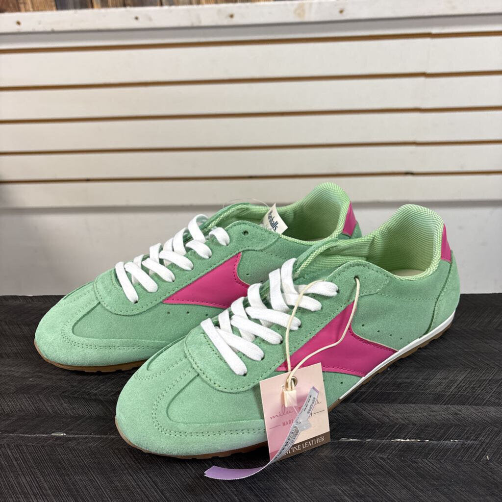 NWT Green Leather Shoes, Women's 8
