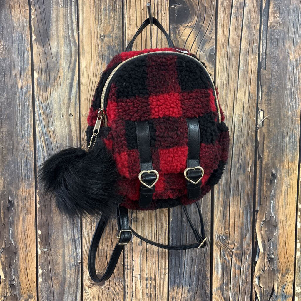 Childrens Place Fuzzy Backpack - 9x8