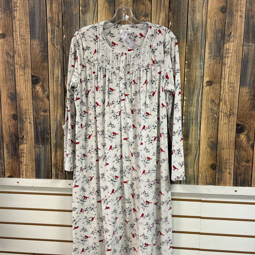 Cardinal Winter Scene Nightgown Women's Size M