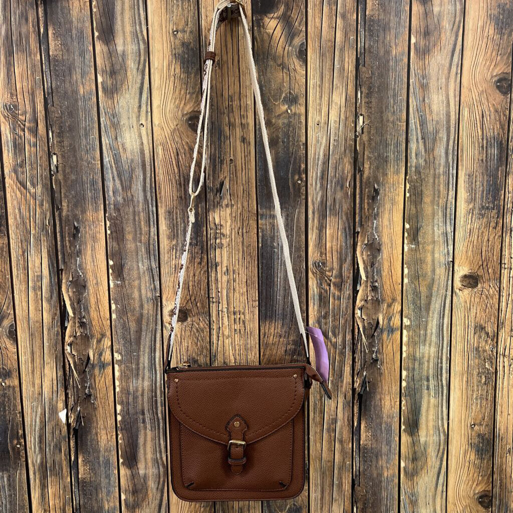 Purse w/ Guitar Strap - 8x9
