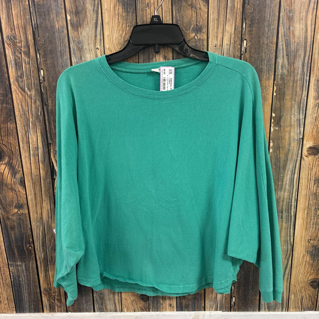 Easel Green Top, Womens M